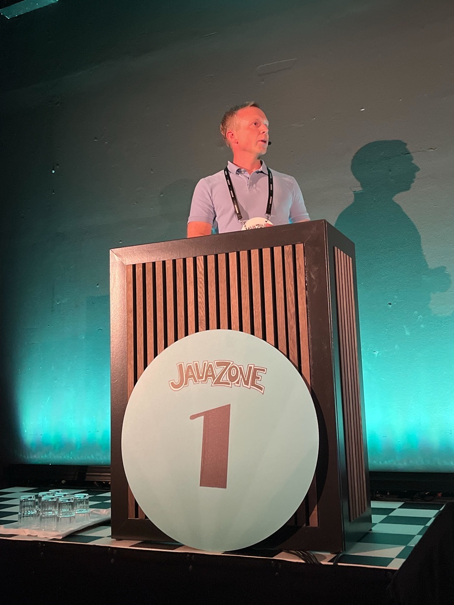 Jarle Hansen speaking at JavaZone 2024 - Static code analysis talk
